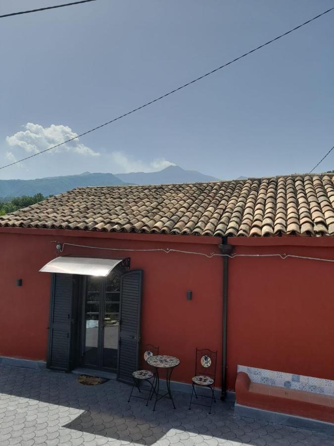 ザッフェラーナ・エトネーア Sikelia Etna Houseヴィラ エクステリア 写真