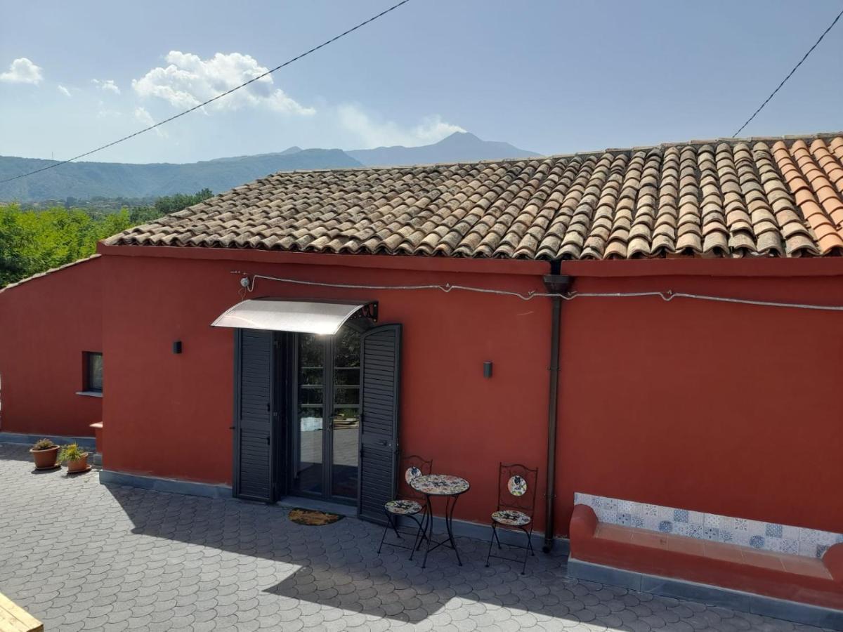 ザッフェラーナ・エトネーア Sikelia Etna Houseヴィラ エクステリア 写真