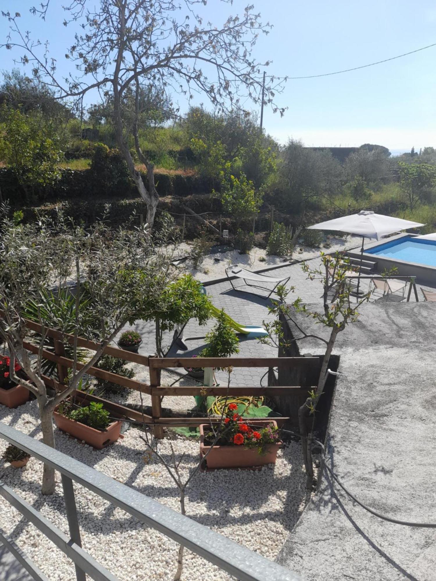 ザッフェラーナ・エトネーア Sikelia Etna Houseヴィラ エクステリア 写真